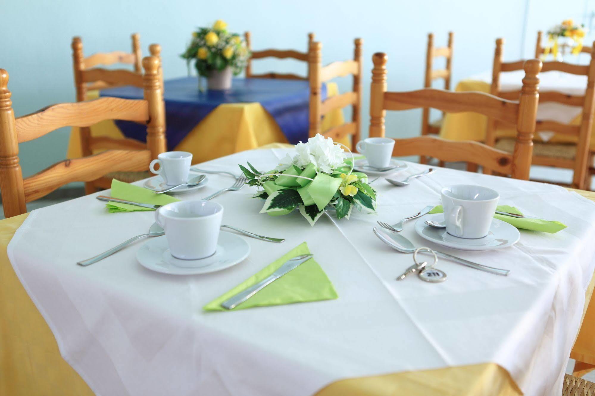 Hotel Dori D'Oro 오로세 외부 사진